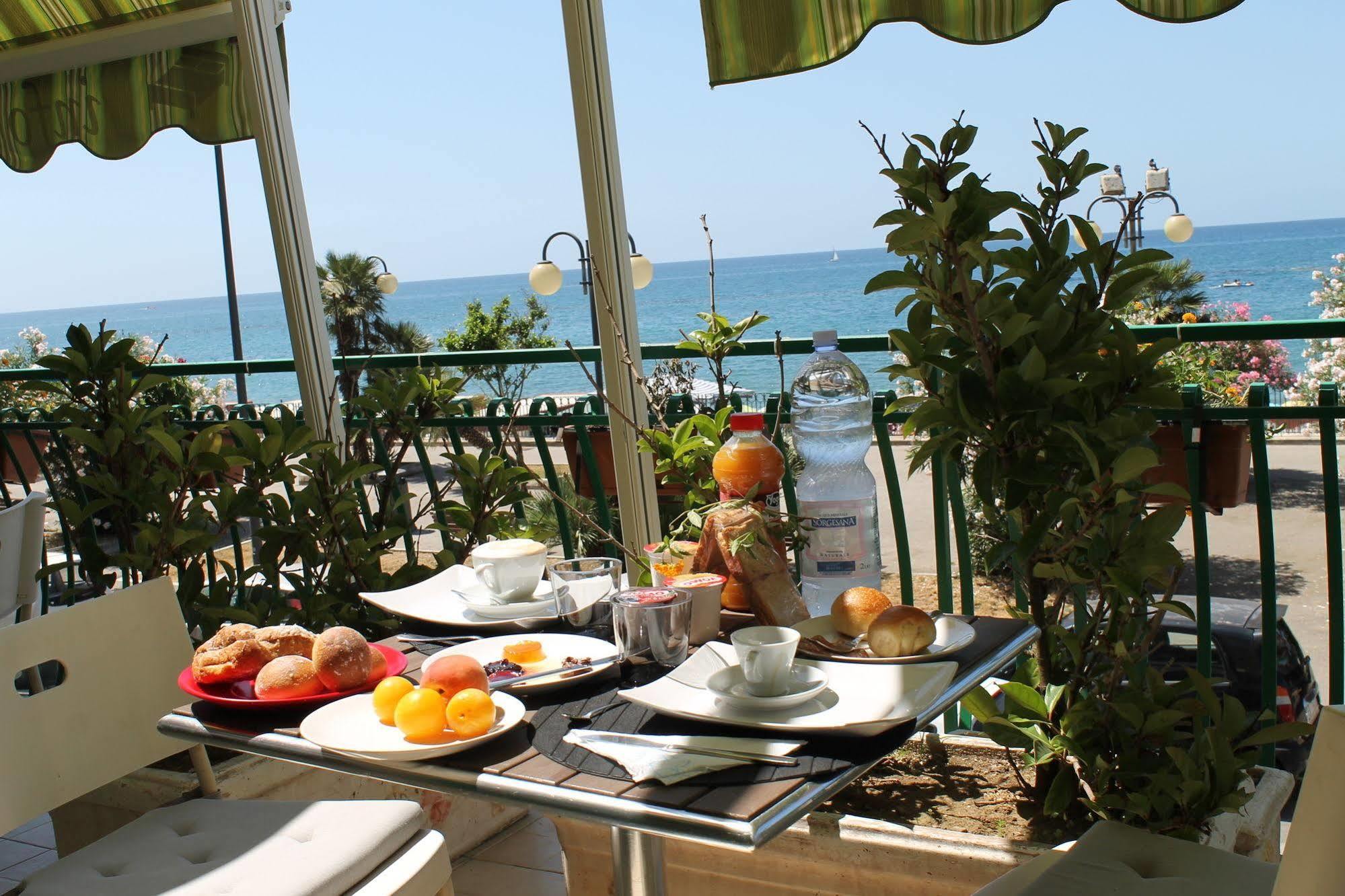 B&B Salerno In المظهر الخارجي الصورة