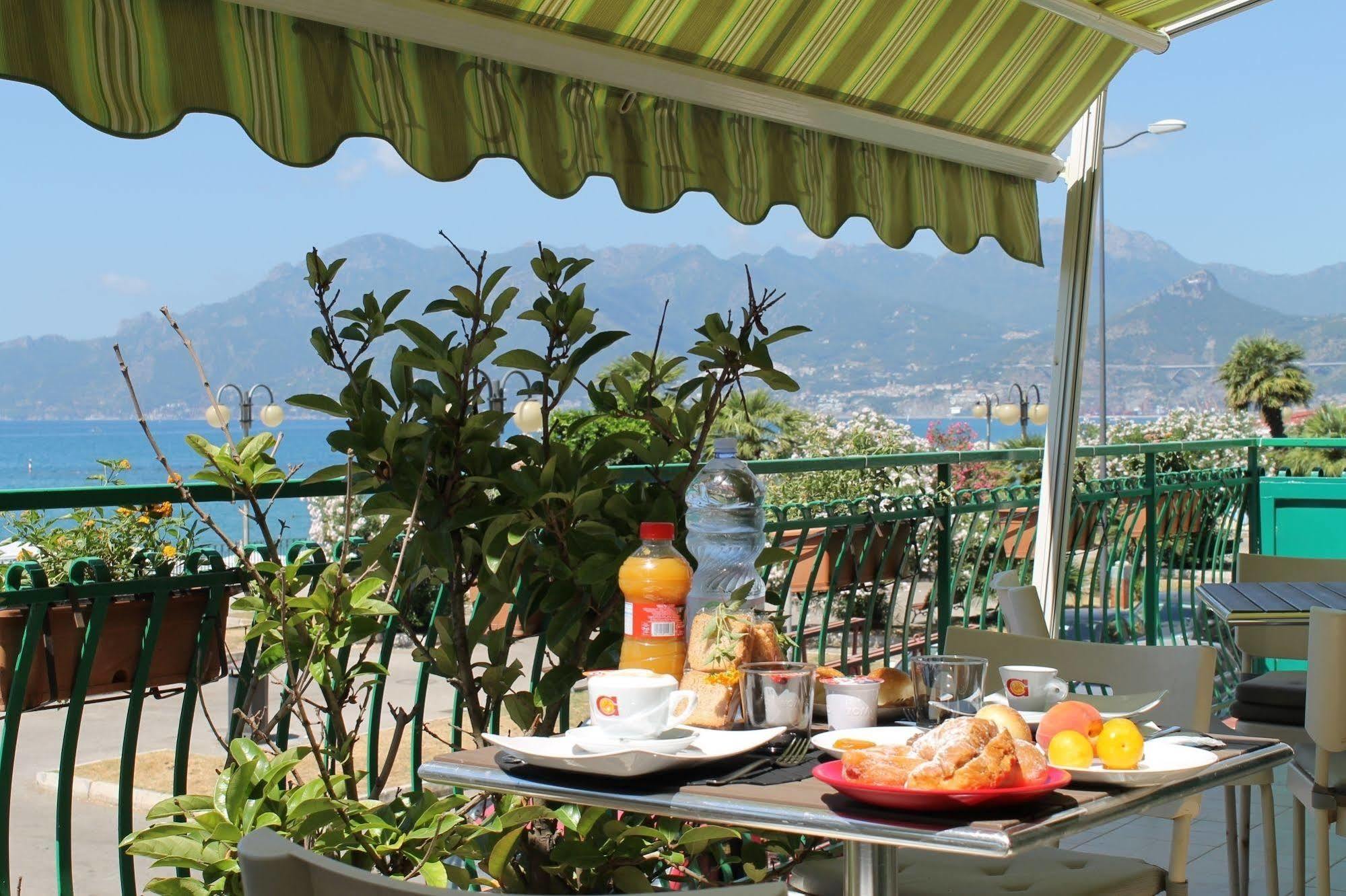 B&B Salerno In المظهر الخارجي الصورة